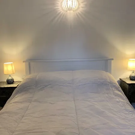 Apple & Cherry Tree Cottages * Honfleur