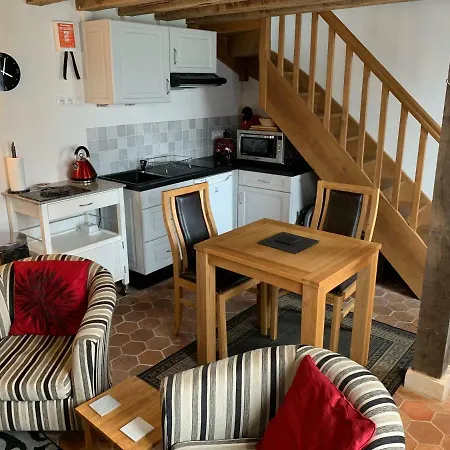 Apple & Cherry Tree Cottages *